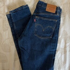 Levi's Women's Dark Blue Skinny Jeans